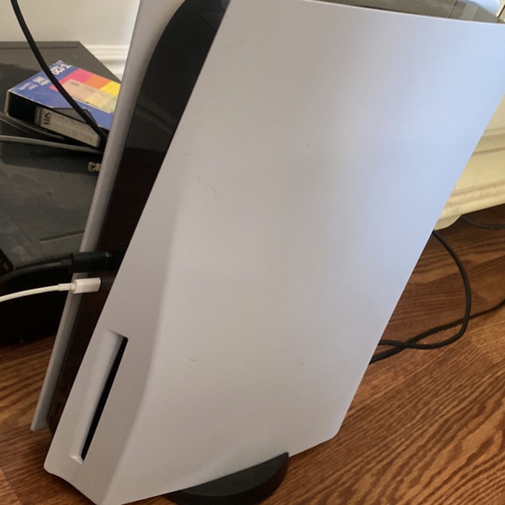 Ps5 with 2 controllers and games